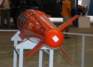 国产激光炸弹视频,精准打击，科技强军新篇章